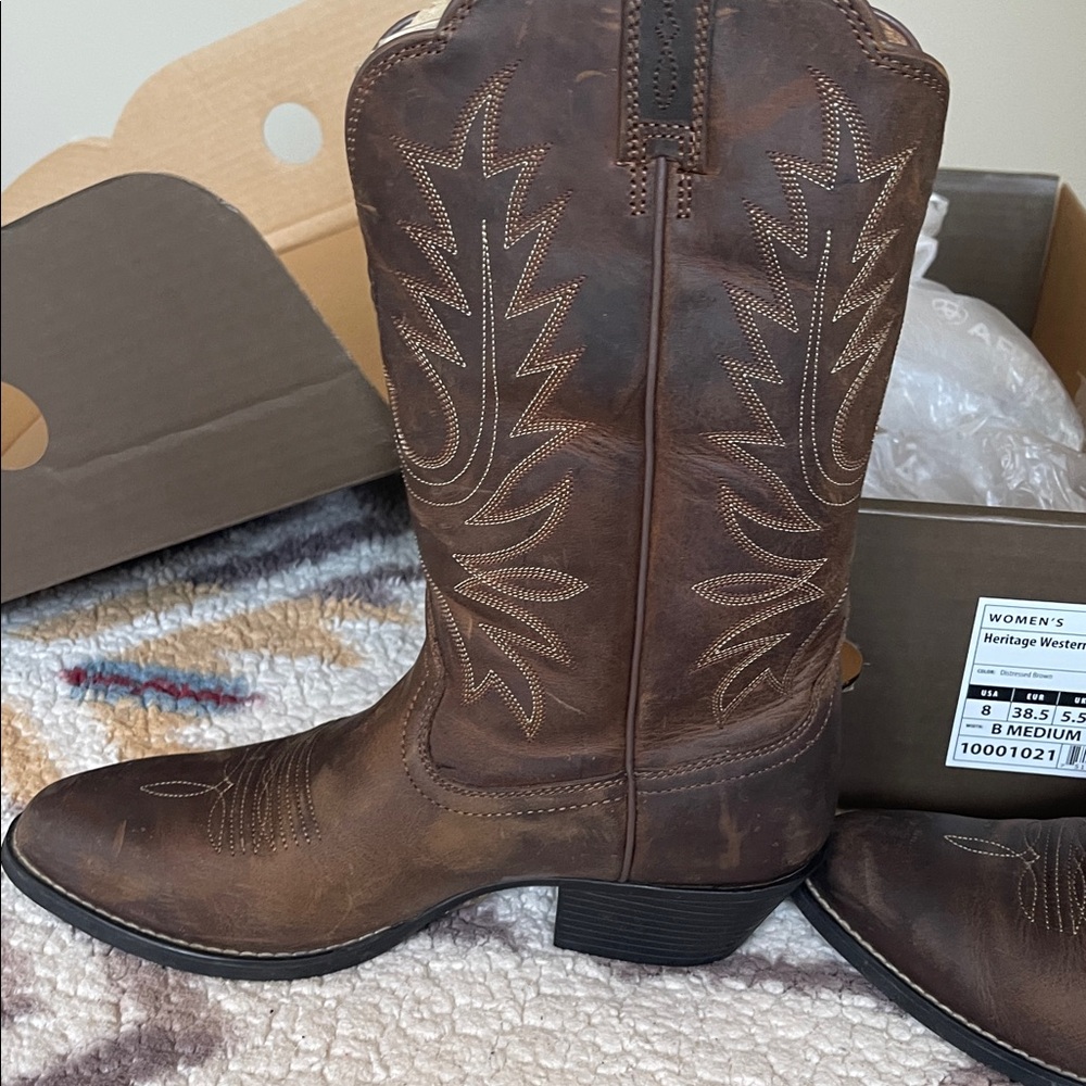 💜Heritage R Toe Western Boot - Picture 6 of 10